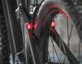 Scott has integrated a rear light into the seat stays. This ensures good visibility in and out of traffic.