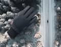 Zwei neue Wintermodelle von Handschuh-Spezialist KinetiXx sollen Multisportler durch die kalte Jahreszeit bringen: Meru und Malthe.