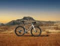 Le Mondraker Arid a été développé par des vététistes et doit marquer des points sur tous les terrains. Nous avons déjà testé le nouveau gravel bike.