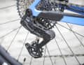 Kabellos: Die Sram S1000 Eagle AXS Transmission Schaltung wechselt die Gänge via Funk.
