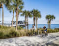 Ambitioniertes Radweg-Projekt In Florida: Nach seiner Fertigstellung soll der Coast-to-Coast (C2C) Trail ein durchgehender Mehrzweckweg quer durch den Sunshine State sein – mit einer Länge von ca. 400 Kilometern vom Golf von Mexiko bis zum Atlantischen Ozean. Derzeit sind knapp 90 Prozent fertiggestellt.