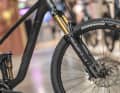 All that glitters is gold: the Cube Stereo One44 C:62 Race 29 is fitted with a high-end Fox Factory Kashima suspension fork.