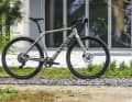 Conçu pour le gravier : le Canyon Grizl CF 7 se veut le vélo de gravel par excellence à un prix abordable.