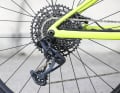 Zu klein: Für steiles Gelände und schnelle Abfahrten kann die Übersetzungsbandbreite der günstigen Kassette am Specialized Chisel Comp ungenügend sein.