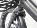 Das Rahmenschloss sitzt direkt am Bike und sichert das Porto gegen schnelles Wegfahren. Über die Turbo-Systemsperre lässt sich das E-Bike zusätzlich per App elektronisch sichern.