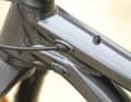 Just like the big ones: the cables run neatly inside the frame.