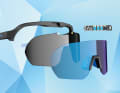 A solar chip inserted in the nose clip reacts to the infrared radiation in sunlight. A liquid crystal cell is attached to the inside of the lenses, which is aligned by electrical voltage from the solar cells. Depending on the alignment, sometimes more and sometimes less sunlight is filtered out.