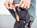 The Race Face can be opened completely using Velcro. However, the system is impractical and reduces the fit.
