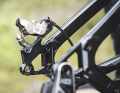 Even the dropouts are interchangeable on both sides and allow a great deal of freedom in terms of geometry.  The chainstays can be varied in length by up to 20 millimetres depending on the suspension travel.