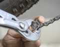 And the water pump pliers also bite open the chain lock without any problems