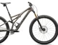 14.500 Euro kostet das aktuelle Specialized S-Works Stumpjumper in der Topausstattung! Das ebenso luxuriös ausgestattete Vorgängermodell (im Bild) kostet weniger als die Hälfte.