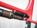 Rough journeyman: After more than 3000 kilometres, the Newmen front wheel hub turns out to be the only unscheduled wear part. Diagnosis: The bearings are running pretty rough. But not so bad. With a little experience, the bearings are quickly replaced. The material costs: approx. 10 euros.