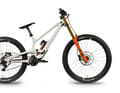 YT Tues: Suspension travel: 200/200 mm, 16.1 kilos, Mullet or All-29.