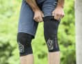 Troy Lee Designs haben mit dem Speed Pro einen besonders leichten Knieschoner für Trail-Abenteuer im Programm. Wie schlägt sich der D3O-Protektor in der Praxis?