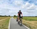 Großteils flach und asphaltiert verläuft der Gurkenradweg durch abwechslungsreiche Landschaften.