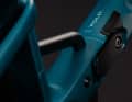 At the touch of a button, the bike folds up in the middle. CUBE’s integrated folding mechanism reduces the Fold Hybrid to a handy pack size – complete with a cleverly positioned carrying handle.