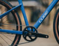 The single chainring with 40 teeth simplifies the gear-changing logic, but naturally does limit your choice of gears for climbing to some extent.