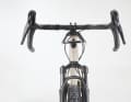 It is already equipped with a suspension fork, Shimano GRX components and various mounting points as standard.