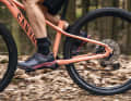 The lighter shoe in the EX series is made for sporty cyclists who don't want to do without a click system.