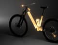 The RS concept: The e-bike battery powers the entire system. Its own remote, its own dropper post, gears and suspension.