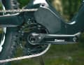 Instead of the crank directly, the Dyname drive drives an upstream pulley. The Instinct Powerplay SL features the light version of the Rocky motor. At 2.26 kilos, it is a good kilo lighter than the Canadian power drive.
