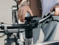 The smartphone can be attached to the handlebars.