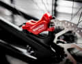 The calipers of the Brembo prototypes are also kept simple.