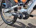 Shifting without a cassette and rear derailleur: This is possible with the Intradrive GD8 motor-gearbox combination.