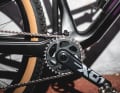The Fourstroke rear triangle has an additional strut compared to its predecessor and should therefore be significantly stiffer.