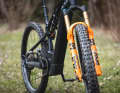 Fox 38 Factory Grip2 - more Enduro is not possible. This is an absolute rarity on an E-MTB for 6399 euros.