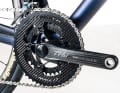 We know the carbon chainrings from Tadej Pogacar's Colnago V4Rs, among others. Schmolke also uses a high-quality carbon crank from THM.