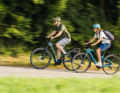 With the powerful Avinox motor, you’ll naturally get up hills particularly quickly. However, really long, steep climbs are rare on touring bikes.