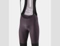 Top features at a fair price: seamless straps, wide leg cuffs and sporty cut