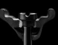 Another technical highlight of the new Roval Traverse wheels is the so-called ThreadBed valve system. This is a valve that is screwed directly into the rim without the need for additional lock nuts.