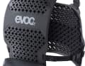 Something on your bum - perfect for the bike park: With the Evoc Torso Protector Pin Pack & magnetic fastener from Fidlock, the Evoc back armour has a small storage space for the essentials.