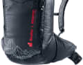 Ergonomically shaped shoulder straps, position adjustment straps and the elasticated hip belt ensure a secure, compact fit.