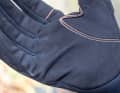 The palm comes without padding and has a nice direct grip