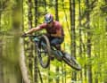 Light enduro duel: Forestal Siryon Neon versus Tansalpes E1 Enduro - 2 lightweights for difficult terrain. From page 32 