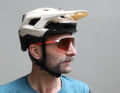 Ultralight but also really good? In our test, the Julbo Intensity has to show whether it has what it takes to be a sporty all-rounder