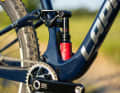 Das neue Hinterbau-Konzept des Lapierre XR Cross Country Fullys setzt auf einen aufrecht stehenden Dämpfer.