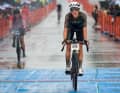 Beim Unbound in den USA schrieb das neue Grail erstmals Schlagzeilen, als Carolin Schiff auf dem damals noch unveröffentlichen Modell den Sieg holte. Rund vier Monate später präsentieren die Koblenzer ihr neues Race-Gravelbike nun offiziell.