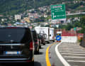 Der Urlaub in Italien ist gern mal mit Stau verbunden. Ist eine Baustelle schuld, könnte es jetzt Maut-Gebühr zurück geben.