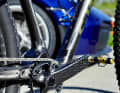 The cranks come from the lightweight construction specialist Grigiocarbonio.
