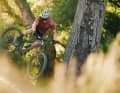 Leicht genug zum fliegen: Das neue Canyon Lux Trail will zum waschechten Trailbike aufgestiegen sein.