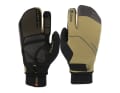 As so-called ‘trigger gloves’, the thumb and index finger remain flexible in the Kinetixx Luzan to improve grip and brake control.
