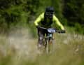 Sławomir Łukasik (Yeti/Fox Factory) hat in La Thuile – dem legendären Enduro-Schauplatz im Aostatal – nicht nur das Rennen gewonnen, sondern sich auch vorzeitig den Elite-Gesamttitel der UCI Enduro World Cup Series gesichert. Und das mit gerade einmal fünf Hundertstelsekunden Vorsprung!