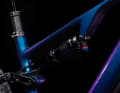 With a shock without a reservoir and a 34 mm fork, the One44 SLX is designed more for tame trails.