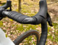 Another thing I don’t like: the handlebar tape has come loose. I’m going to replace it. My choice: Fizik Tempo Microtex Classic 2mm in black.