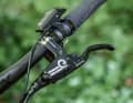 The sportiest brake lever for the ABS brake is designed for two fingers. A one-finger version would be desirable.