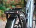 Chic: The rear light on the Centurion is integrated into the pannier rack. However, this makes it almost impossible to remove the mudguard and pannier rack for off-road use.